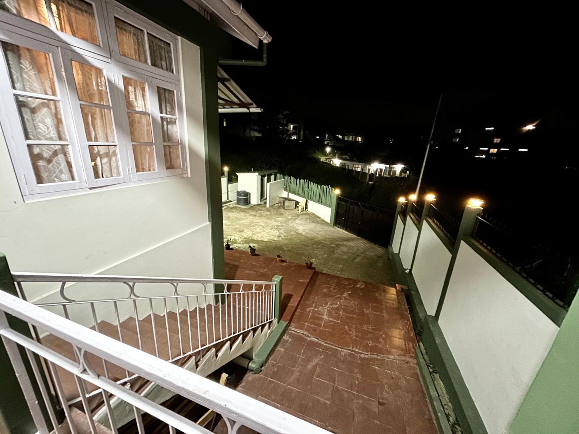 Yepplo Holiday Home - Complimentary Breakfast - 24 Hrs Caretaker & Power Backup Shillong Exterior foto